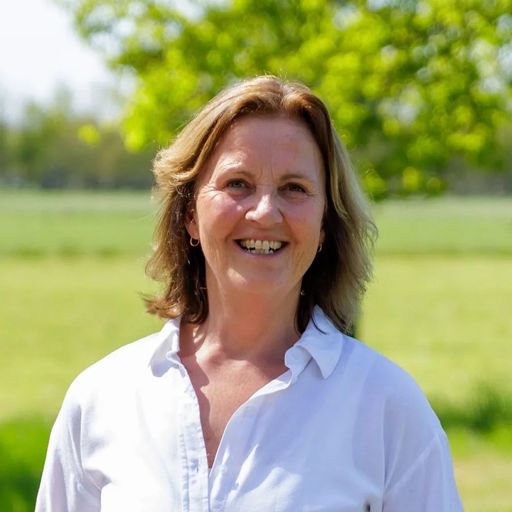 Portretfoto van Tineke van den Berg